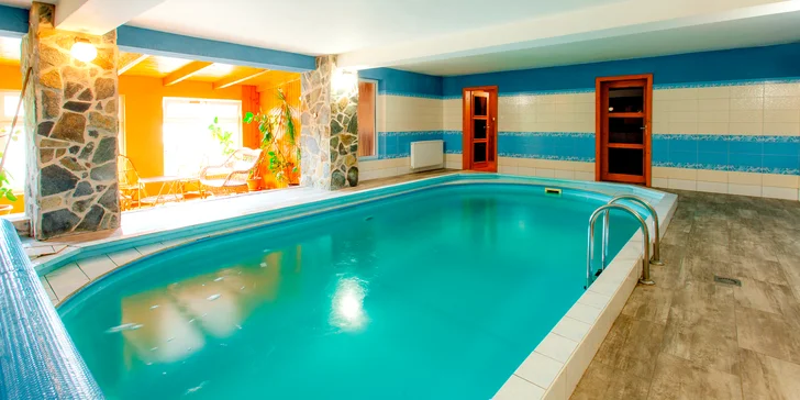 Relax na Orave s bazénom, saunou, soľnou jaskyňou a zľavami do aquaparkov