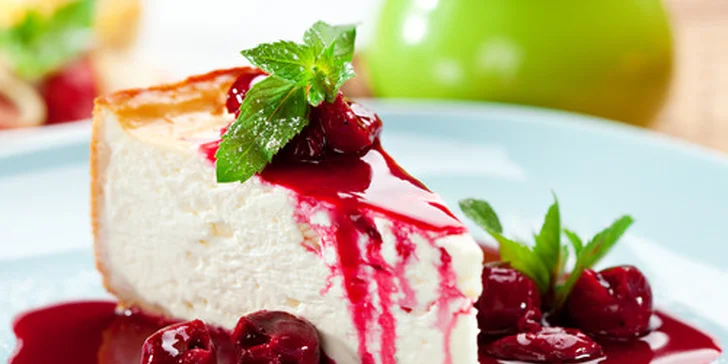 Káva a cheescake v kaviarni Kabinet