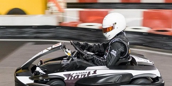 Jazda motokárou na najväčšej indoor dráhe