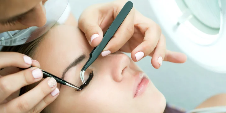Laminácia obočia či kombo - 3D norkové riasy a CND shellac na nechty!