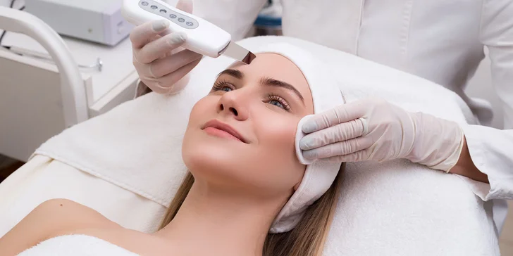 Čistenie pleti so Skin Scruberom, pre ženy i mužov