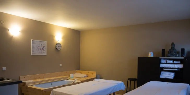 Senzuálne a iné masáže s perličkovým kúpeľom iba pre ženy