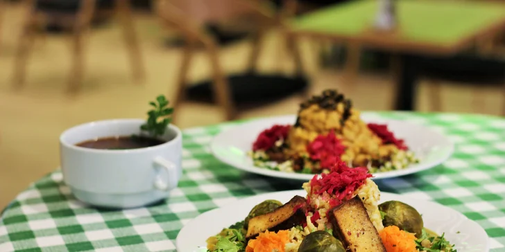 Najedzte sa zdravo! Burger, menu špeciál či koláč u Pánov Báklažánov!