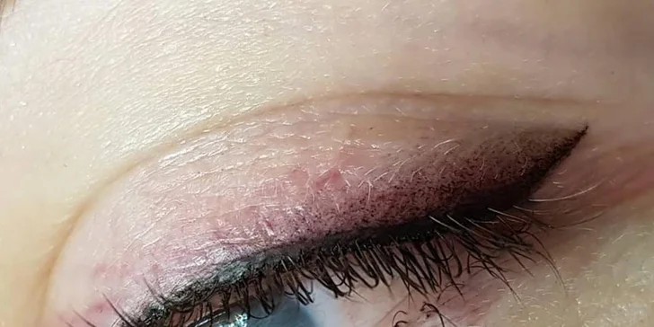 Permanentný make-up obočia či očných liniek v salóne MiAr