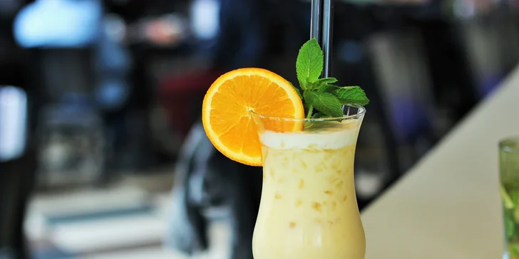 Miešané alko alebo nealko drinky v Music a Cafe Nitra
