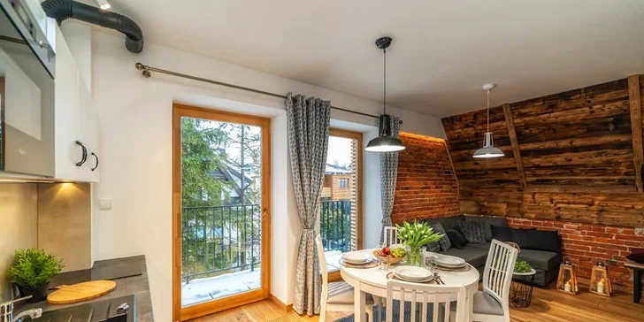 Pobyt v industriálnom apartmánovom hoteli s nádychom tradície priamo v centre mesta Zakopané