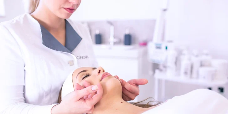 Dokonalé obočie a mihalnice v štúdiu Care4you