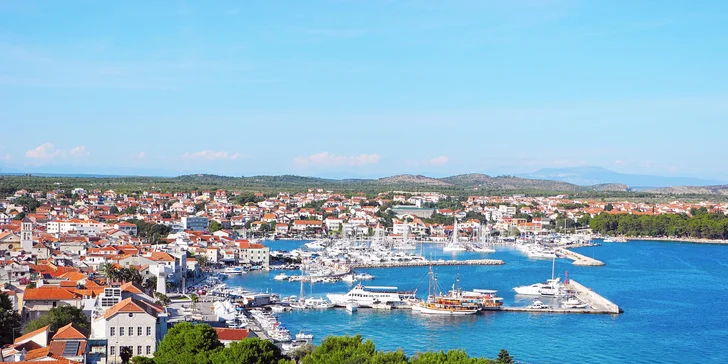 Dovolenka v letovisku Vodice v hoteli Kristina** s polpenziou + dieťa do 11,99 rokov na prístelke zdarma
