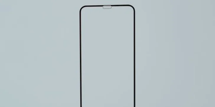 Ochráňte svoj iPhone s prémiovým 3D sklom! Aj s možnosťou nalepenia.