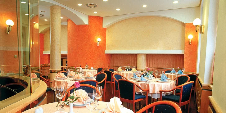 4* pobyt v centre Karlových Varov: ubytovanie s raňajkami alebo polpenziou až pre 3 osoby