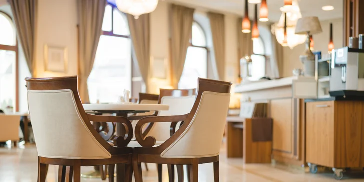 Najlepší historický hotel Európy za rok 2016 s unikátnou večerou a wellness