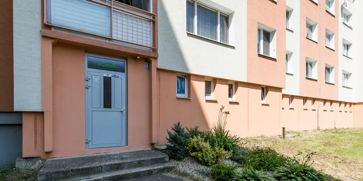 Celotelové relaxačná alebo hĺbková klasická masáž