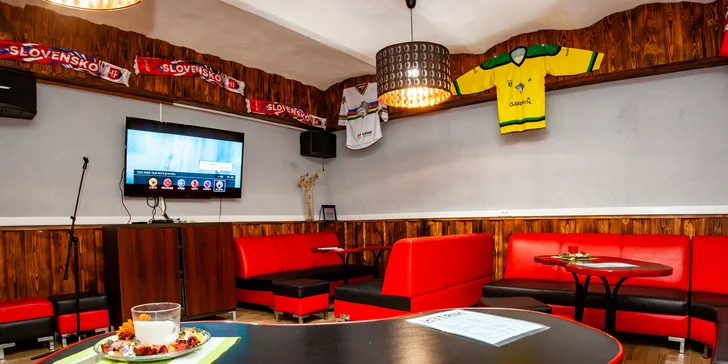 Užite si skvelú KARAOKE zábavu a zaspievajte si s partiou!