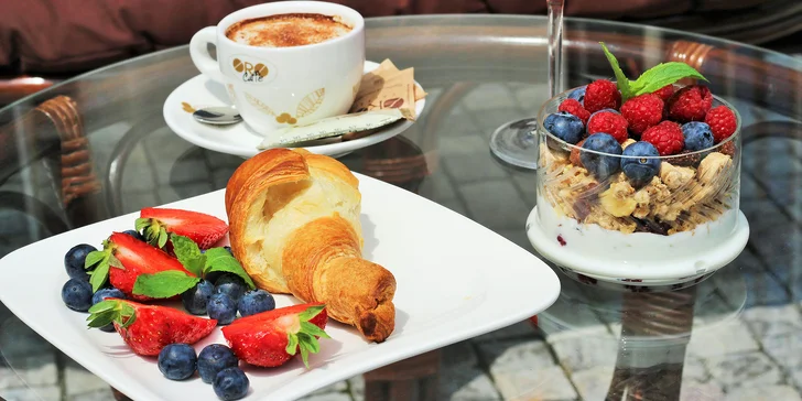 Aperol Spritz, croissant, káva, čaj či zdravé raňajky v Elite Cafe