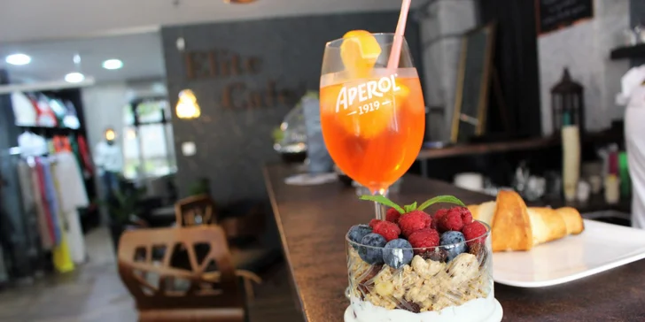 Aperol Spritz, croissant, káva, čaj či zdravé raňajky v Elite Cafe