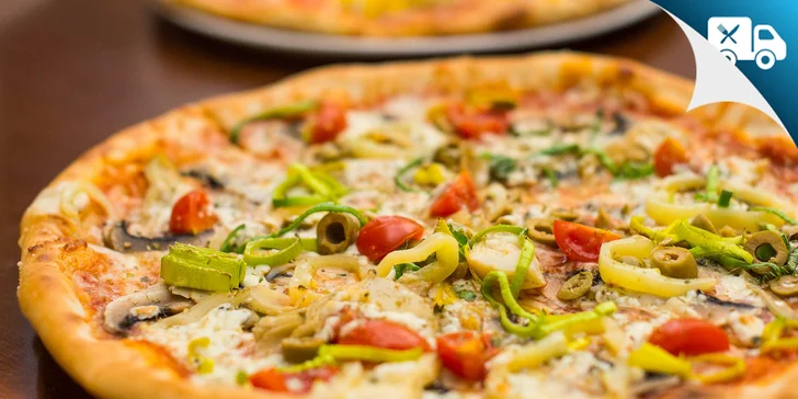 Pizza s domácou omáčkou a čerstvými surovinami - pri kúpe dvoch aj s rozvozom