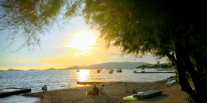 Pohodová dovolenka pre dvojice, rodiny aj väčšie partie v obľúbenej turistickej destinácii Vodice