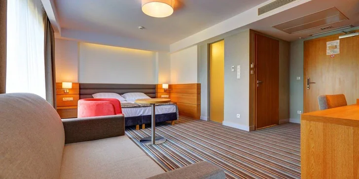 Hotel na brehu poľského mora s polpenziou, wellness zónou a vstupom do aquaparku