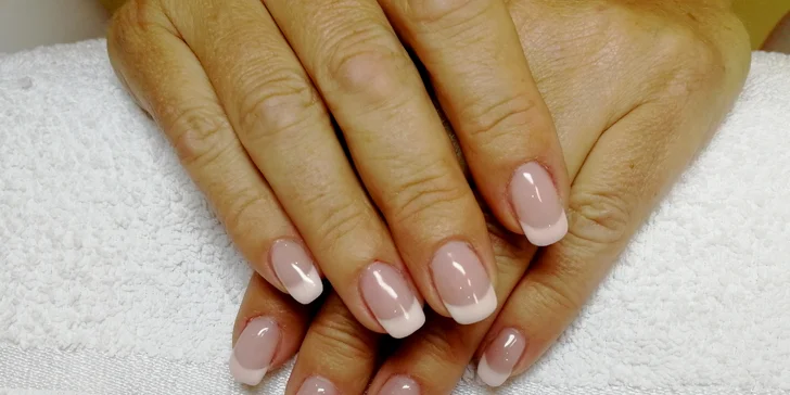 Gélové nechty, shellac alebo japonská manikúra