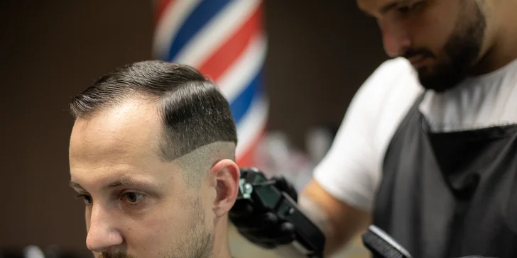 Klasický pánsky strih či úprava brady vo Frank Nitti Barbers