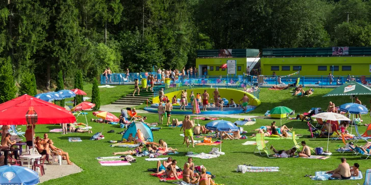 Pobyt s neobmedzeným vstupom do vonkajšieho bazéna v Hoteli Garden ***