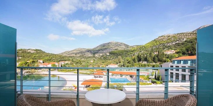 Luxusná dovolenka v 5* rezorte priamo na pláži: polpenzia, balkón, bazény