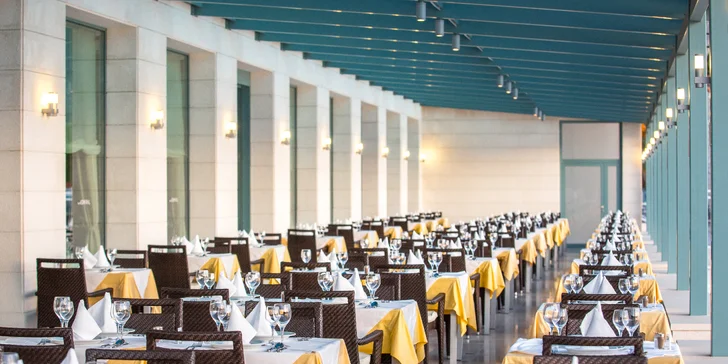 Luxusná dovolenka v 5* rezorte priamo na pláži: polpenzia, balkón, bazény