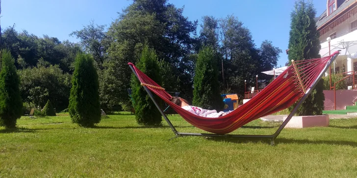 Pobyt s neobmedzeným vstupom do vonkajšieho bazéna v Hoteli Garden ***