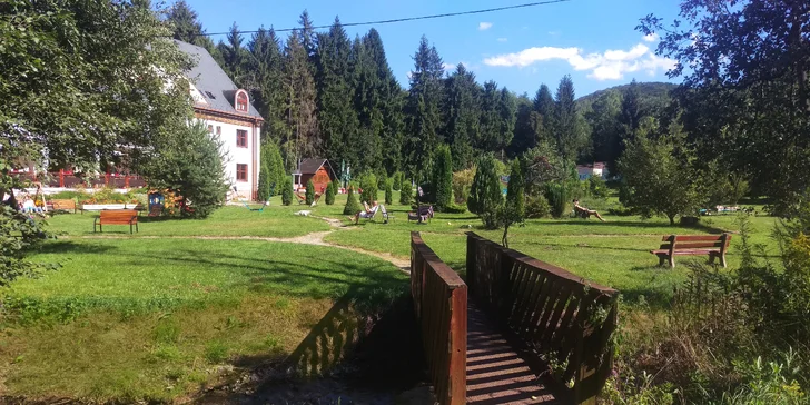 Pobyt s neobmedzeným vstupom do vonkajšieho bazéna v Hoteli Garden ***