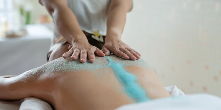Klasická, aromaterapeutická či lahodná čokoládová masáž
