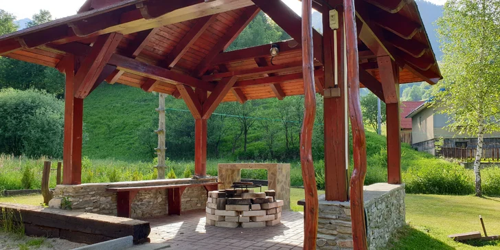 Pobyt v Zázrivskom dvore s polpenziou, privátnym mini wellness a výhľadom na Rozsutec