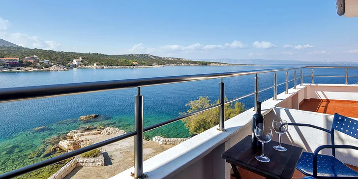Dovolenka v Dalmácii: pobyt na chorvátskom ostrove Hvar pre páry a rodiny