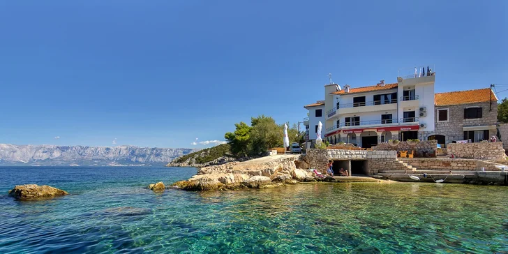 Dovolenka v Dalmácii: pobyt na chorvátskom ostrove Hvar pre páry a rodiny