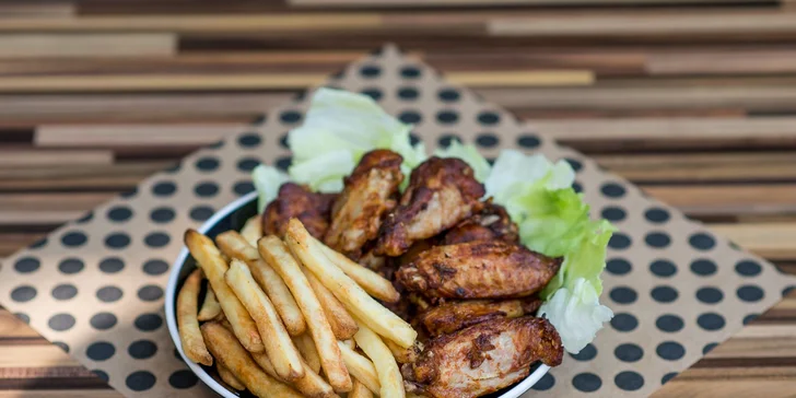 Grilované rebrá, krídelká či celé kombo v Bajovita Bistro