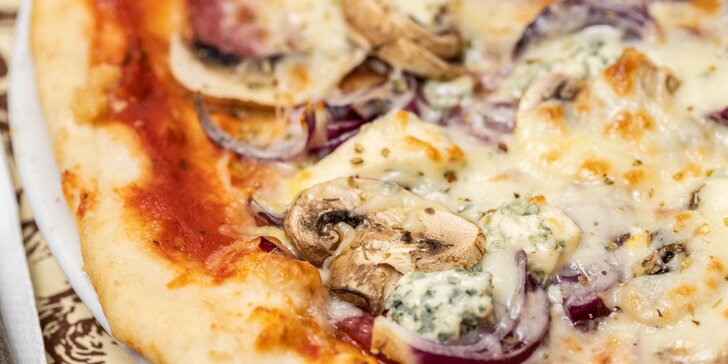 Pizza a pizza štangle podľa výberu – aj na donášku