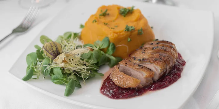 Jedinečné 3-chodové menu pre 2 osoby v Hoteli Agatka