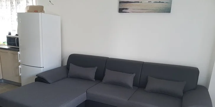 Slnečné Chorvátsko na 8 dní s polpenziou v luxusnej Ville Starigrad len 50 m od mora