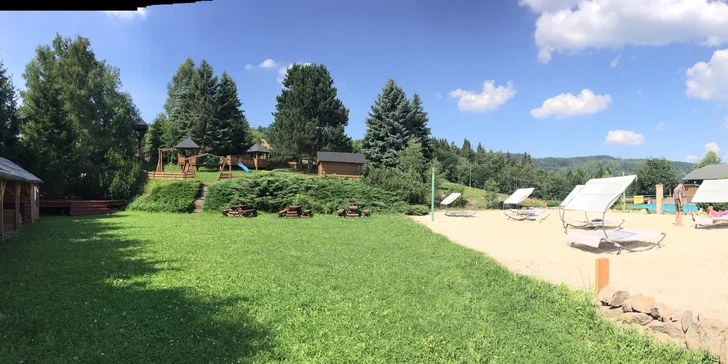 Wellness pobyt v Beskydoch: raňajky či polpenzia, termálny bazén a fínska sauna aj zľava na procedúry