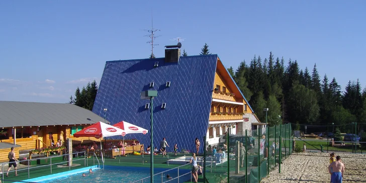 Wellness pobyt v Beskydoch: raňajky či polpenzia, termálny bazén a fínska sauna aj zľava na procedúry