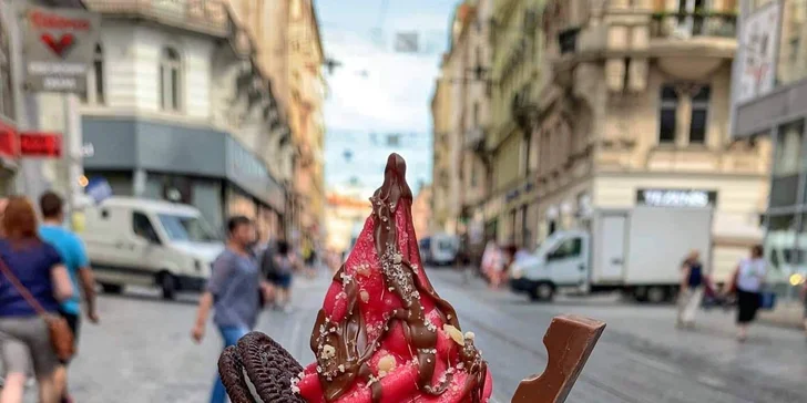Trdelník klasický, s príchuťou či plnený zmrzlinou a káva k tomu