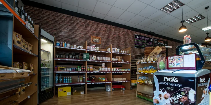 Káva, smoothie, koláč, kaiserka, či wrap? To všetko nájdete v Bajovita Bistro!
