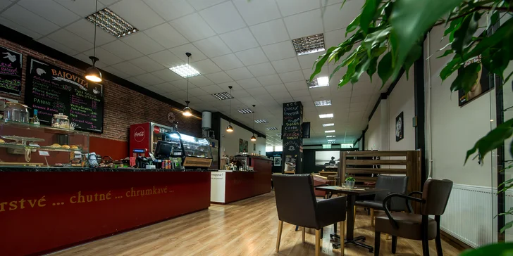 Horúca čokoláda, varené víno alebo "švestkový svařák" z piva