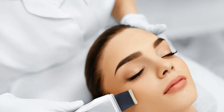 Hĺbkové čistenie pleti aj proti akné – skin scrubber alebo lifting s masážou