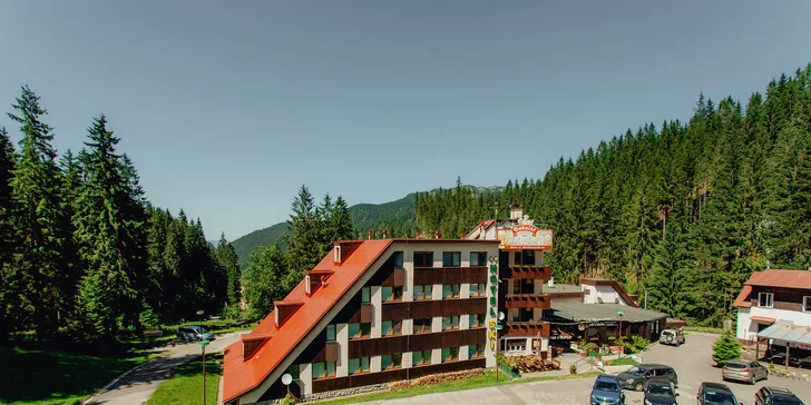 Pobyt v Demänovskej doline pod Chopkom v obľúbenom Hoteli SKI Jasná s polpenziou a dieťaťom do 11,99r. zdarma