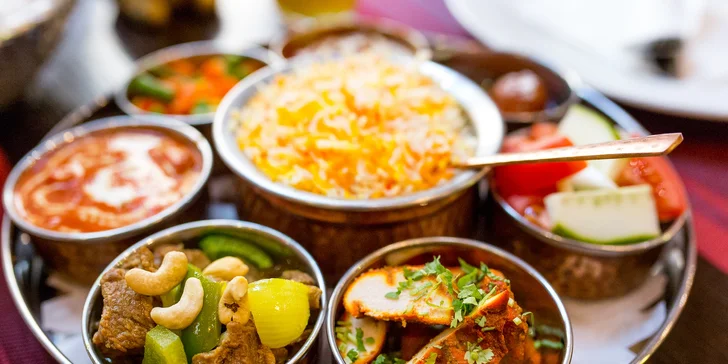 Vychutnajte si vo dvojici chutný vegetariánsky alebo Taj Mahal tanier