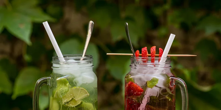 Káva alebo domáca limonáda + cheesecake v MŇAU KAFÉ