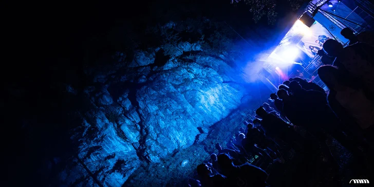 Poďte si užiť skvelú hudbu vo výnimočnom prostredí festivalu SKALY