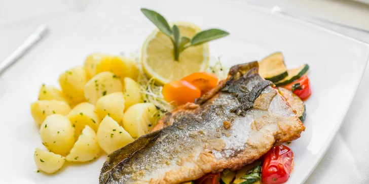 Luxusné 3-chodové alebo 4-chodové menu pre 2 osoby v Hoteli Agatka