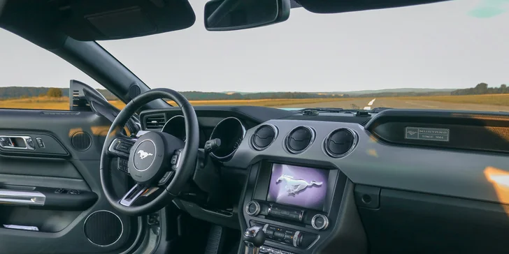 Zážitková jazda na americkom FORD MUSTANG GT ROUSH 560 HP v Bratislave, Nitre či Senici