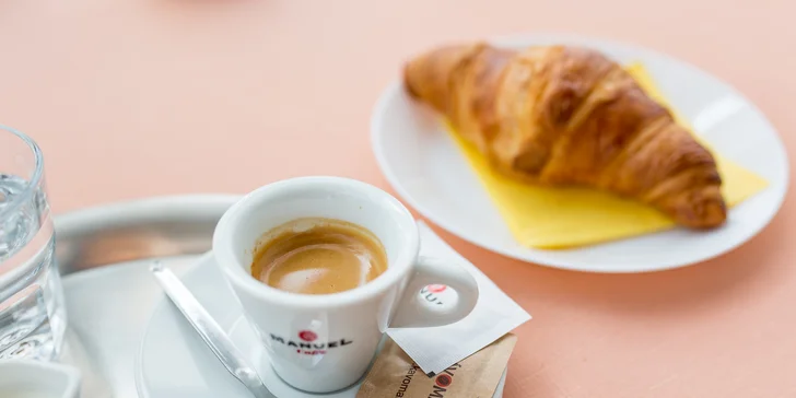 Lahodné panini alebo croissant aj s možnosťou take away